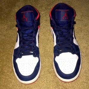 Jordan 1s “USA” color way